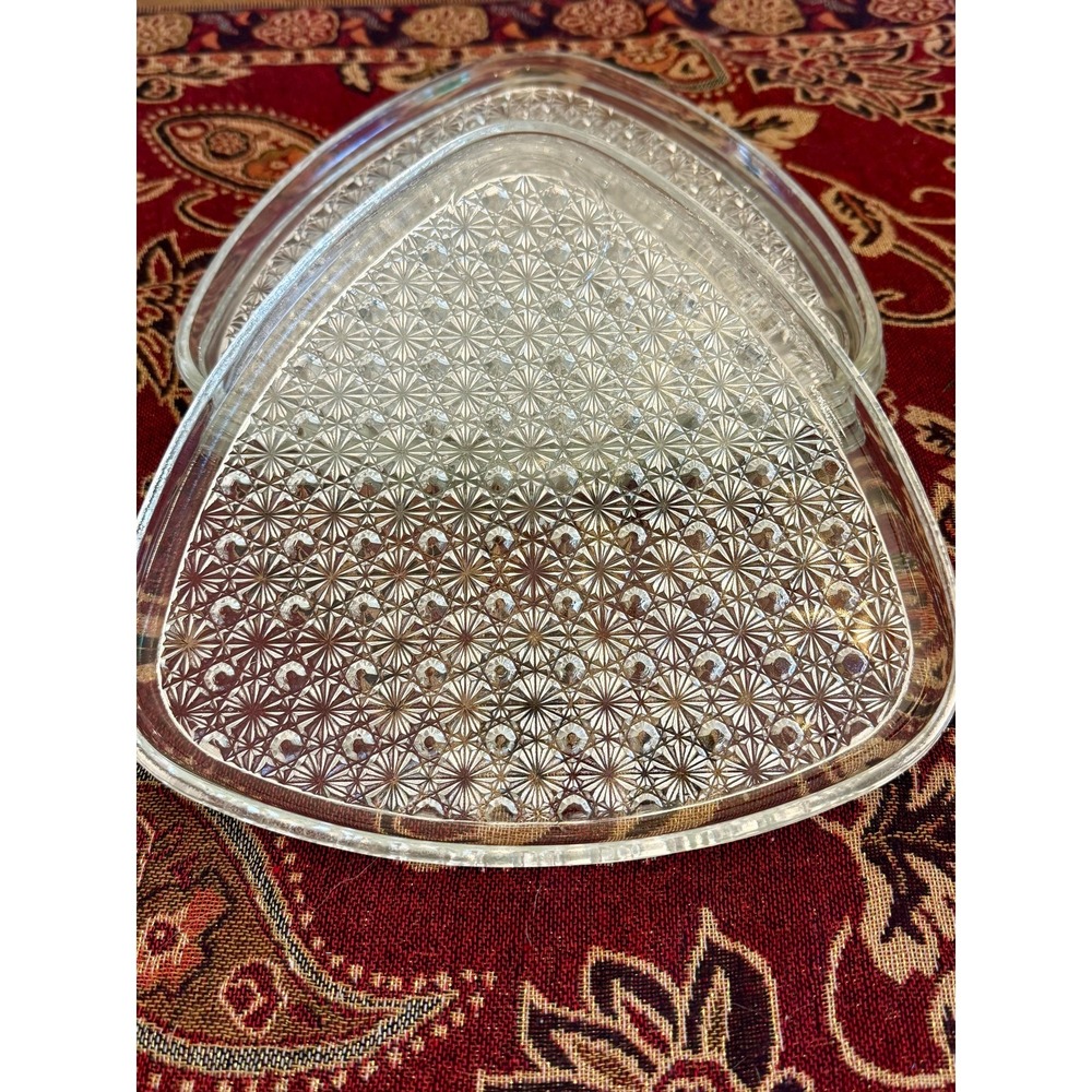 Set of 4 Federal Glass Snack Plates | Starburst Diamond‎ Point